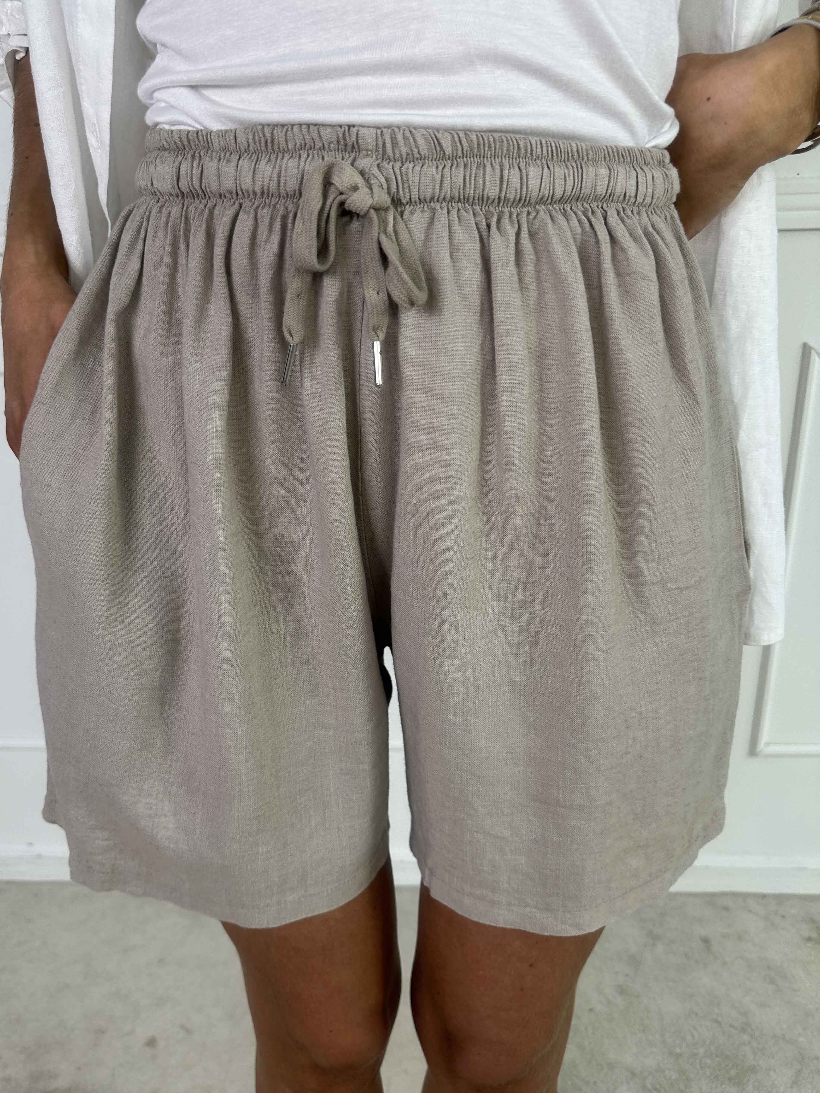 Clara Shorts - Lätta shorts i viskos och linne